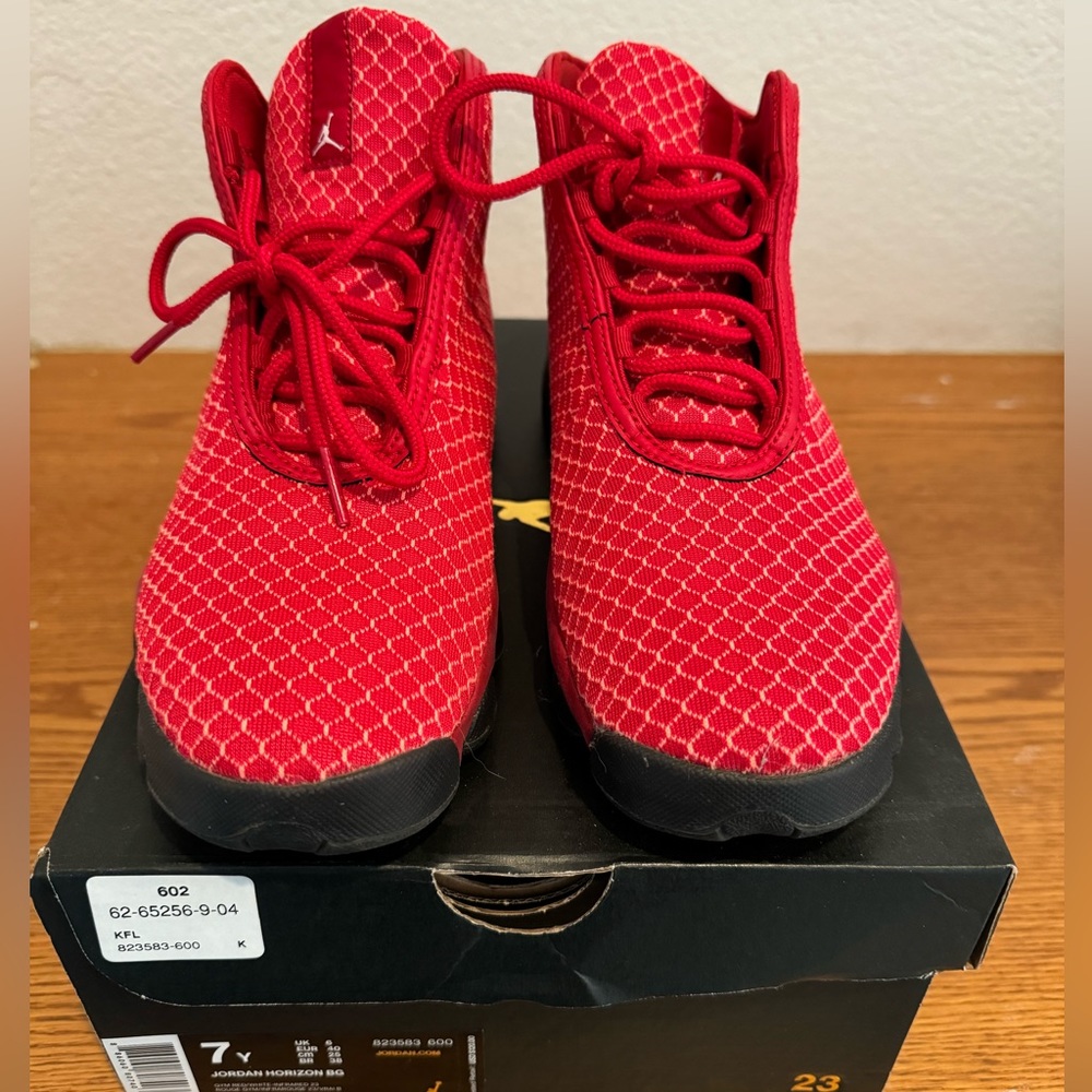 Air Jordan Horizon BG